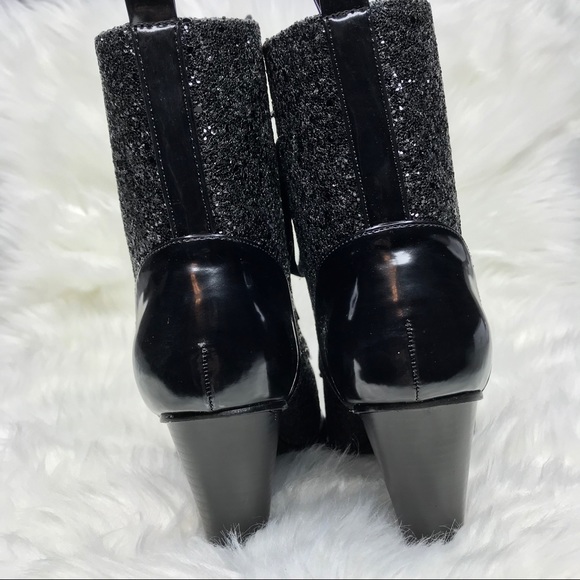 Black Glitter Pointed Toe lace up Ankle Boot 🖤 - Picture 4 of 8